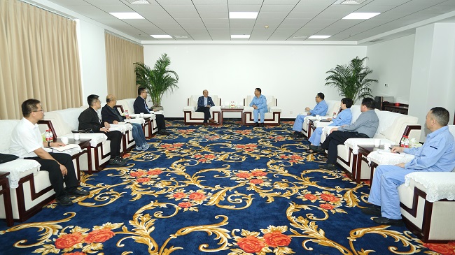 中鋁寧夏能源集團黨委書記、董事長丁吉林一行到萬基控股集團調(diào)研